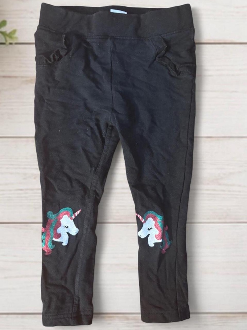 Girls 2T Black Glitter Christmas Unicorn Leggings with Ruffle Accent & Pockets